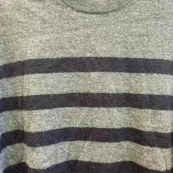 Gap Men's Sweater Grey Striped Size Large 100% Extra Fine Merino Wool - Picture 10 of 12